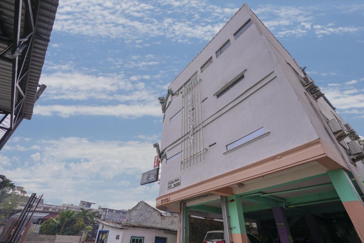 Oyo 1495 Hotel Lendosis Palembang Ngoại thất bức ảnh