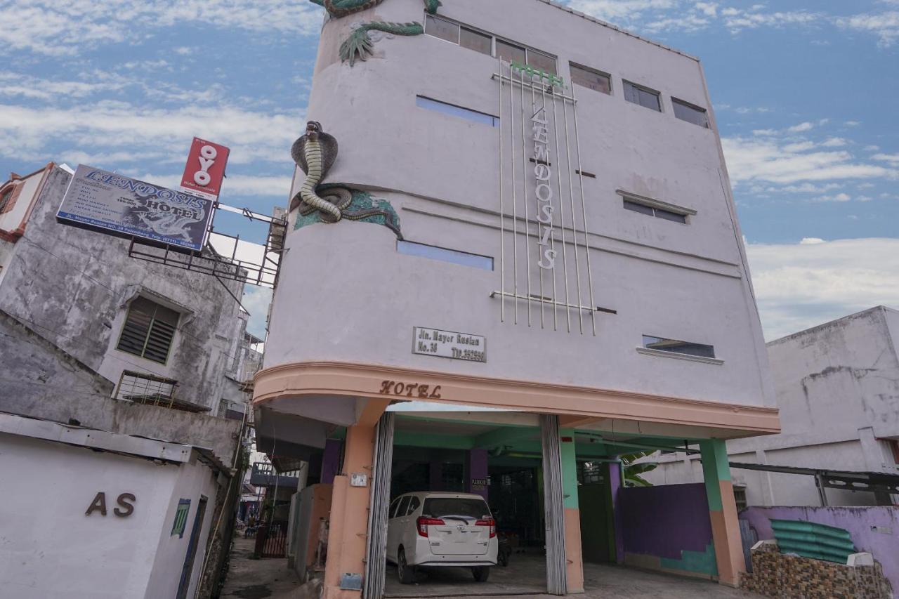 Oyo 1495 Hotel Lendosis Palembang Ngoại thất bức ảnh