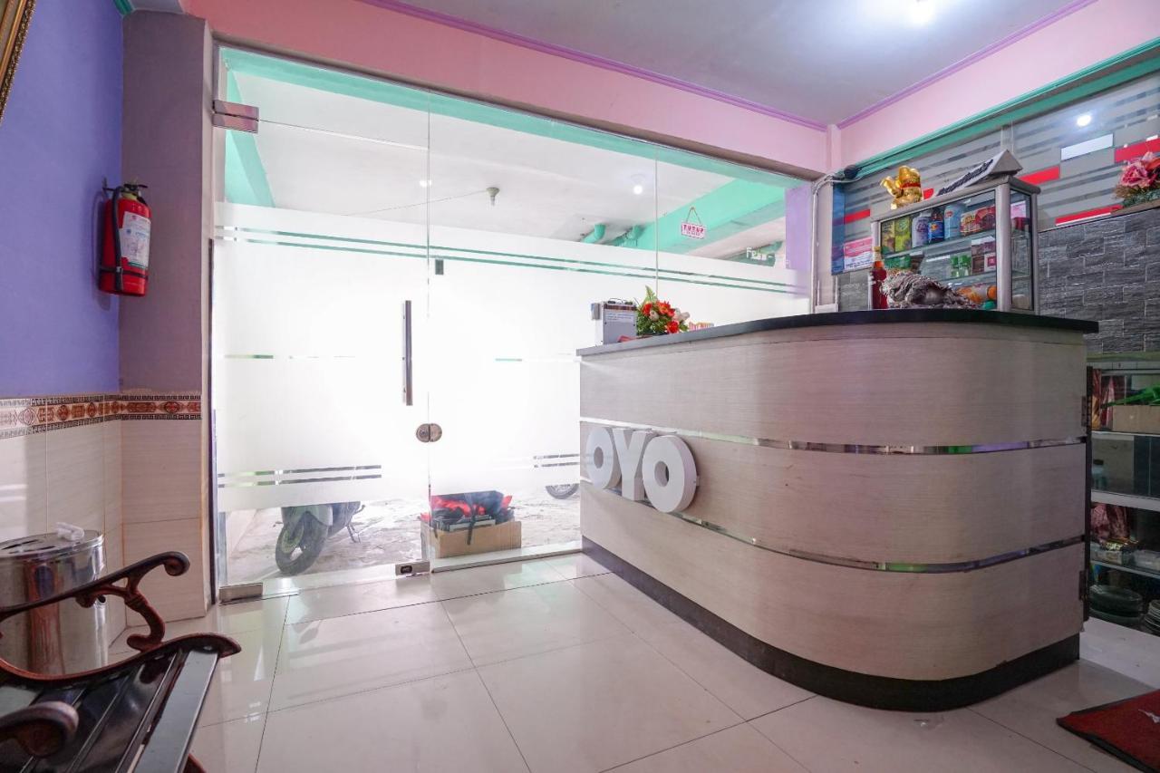 Oyo 1495 Hotel Lendosis Palembang Ngoại thất bức ảnh