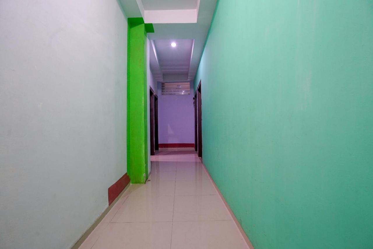 Oyo 1495 Hotel Lendosis Palembang Ngoại thất bức ảnh