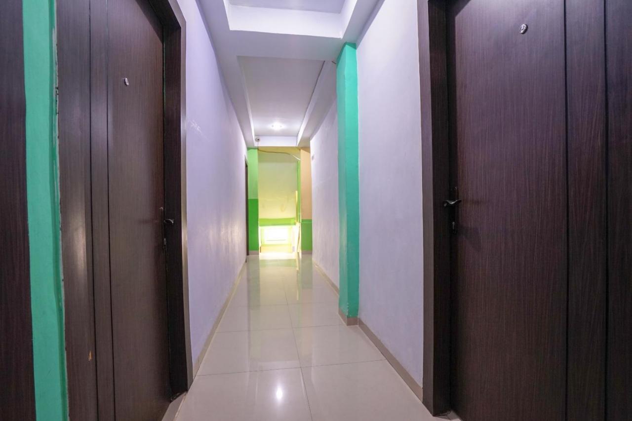 Oyo 1495 Hotel Lendosis Palembang Ngoại thất bức ảnh
